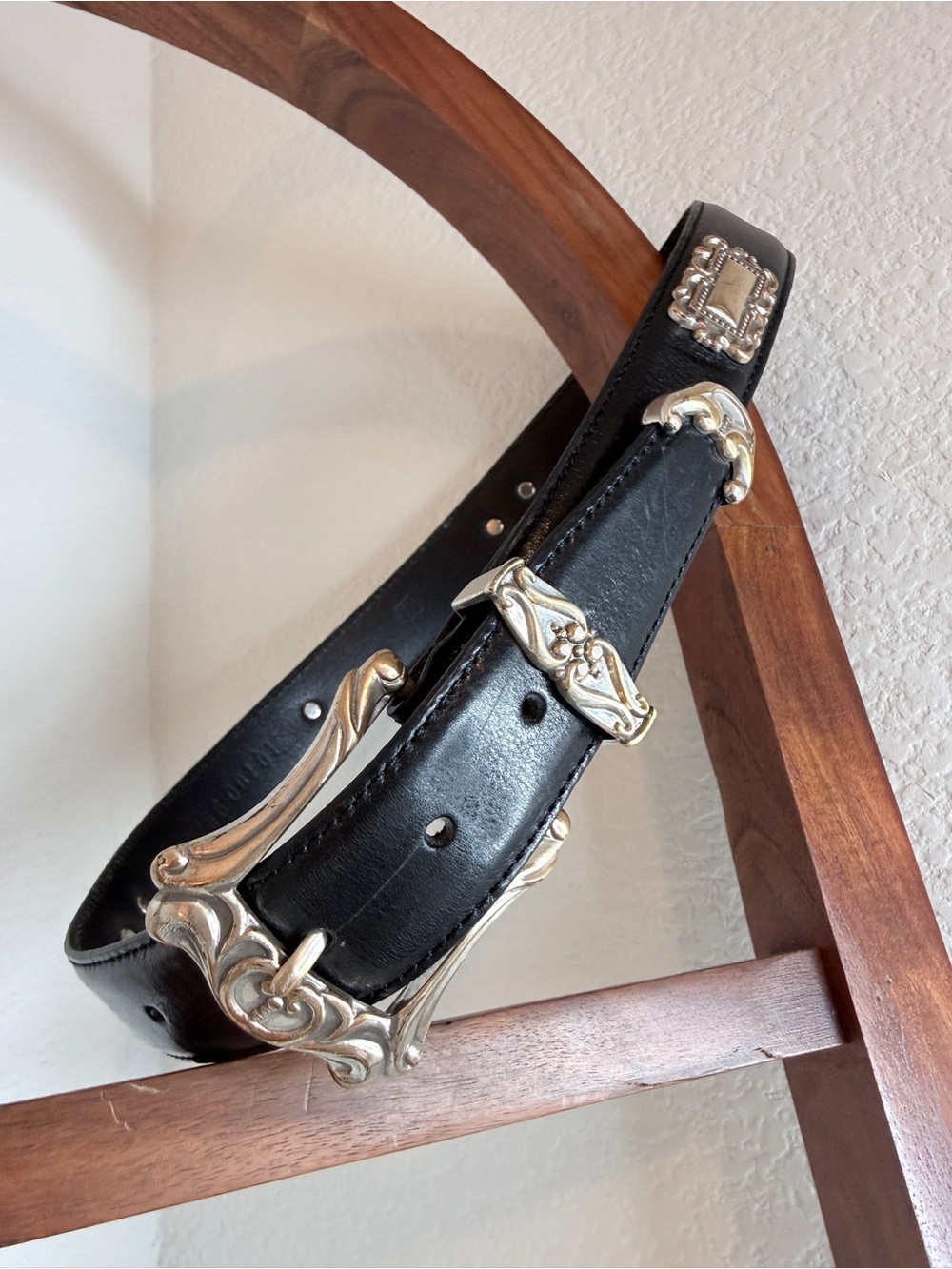 Vintage Fossil Black Genuine Leather Western Concho Belt Silvertone Size S
